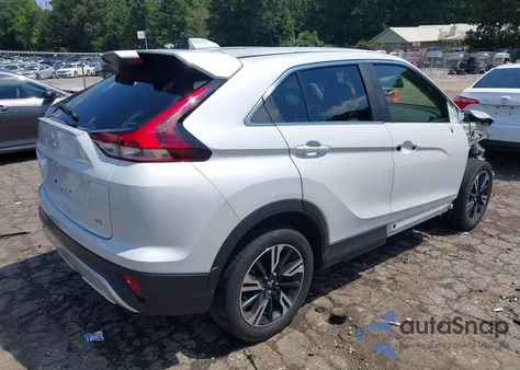 2023 Mitsubishi Eclipse Cross Se S-Awc/Sel S-Awc z USA, uszkodzony, nr VIN JA4ATWAAXPZ006393